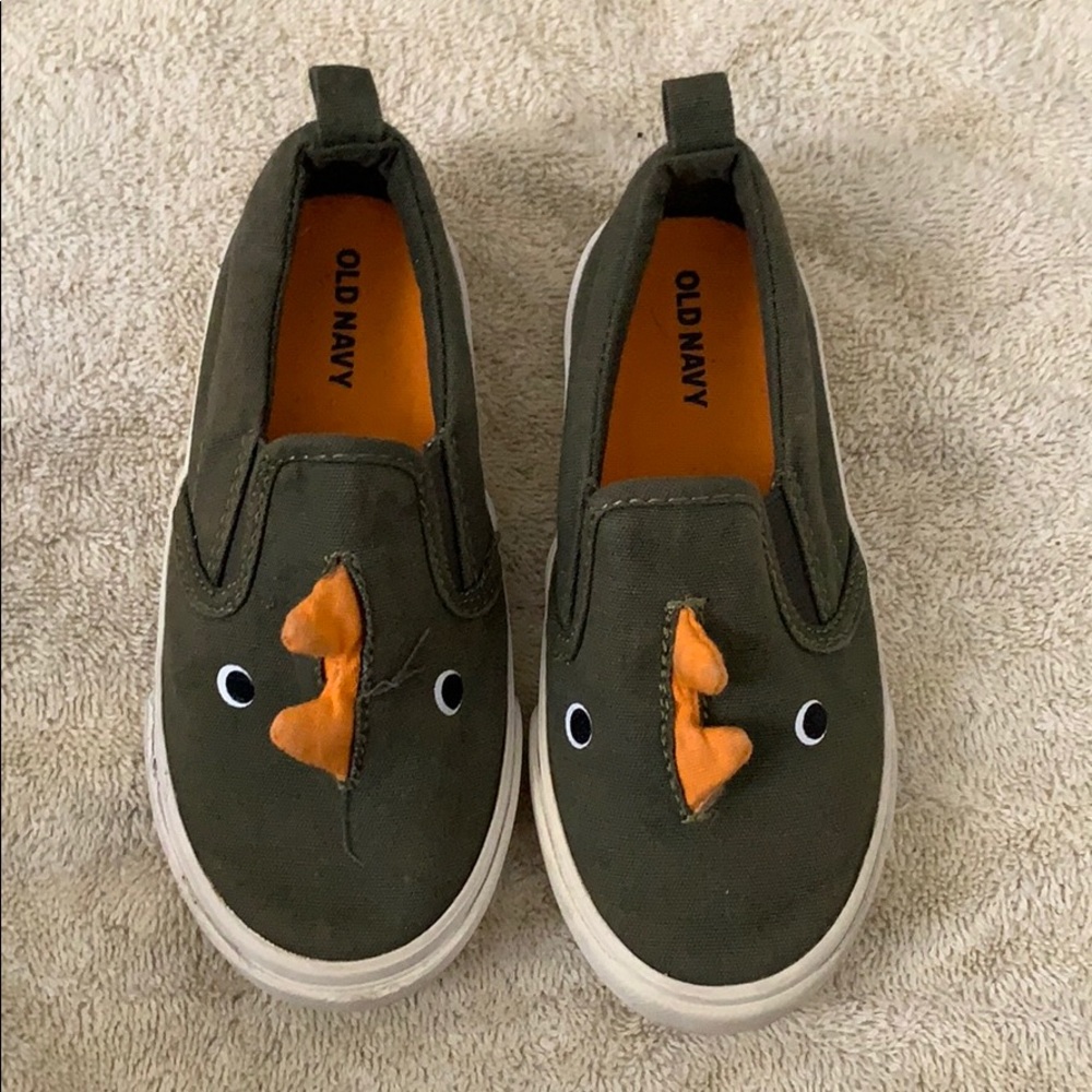 Dino Shoes